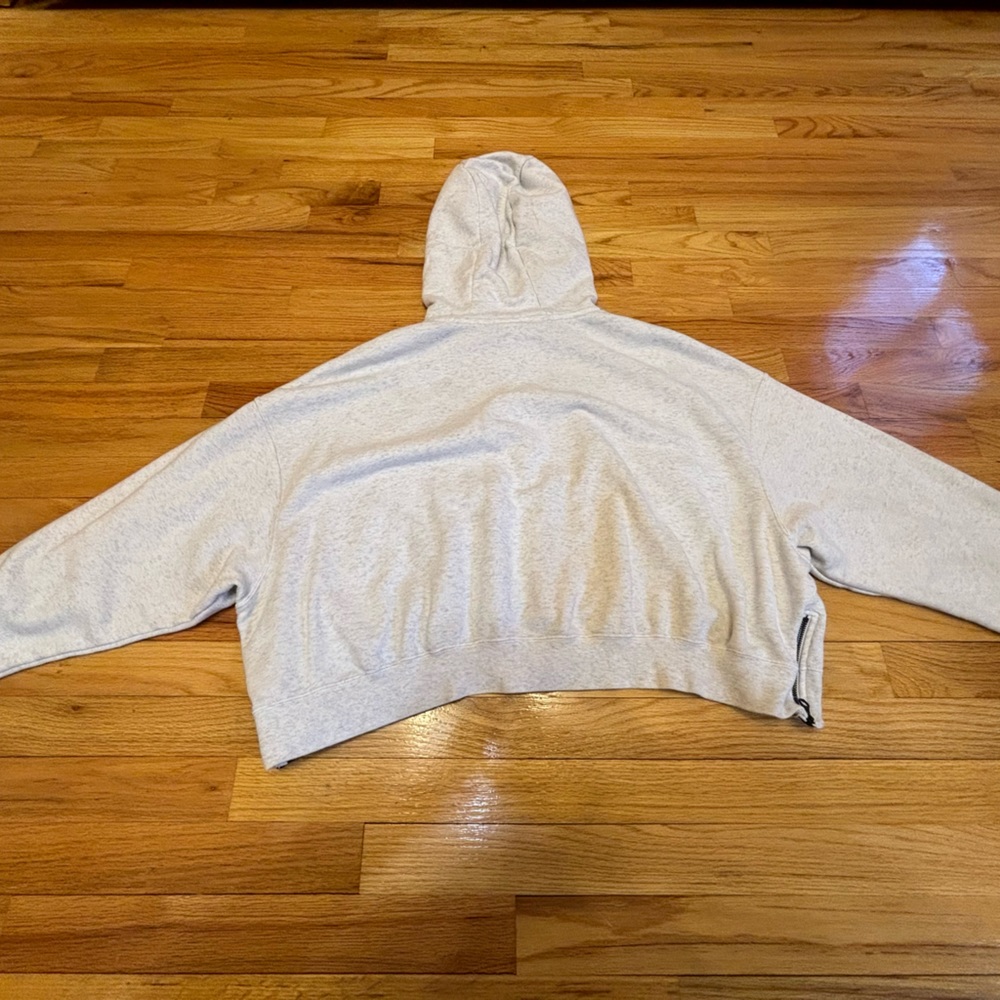 Nike sweatshirt